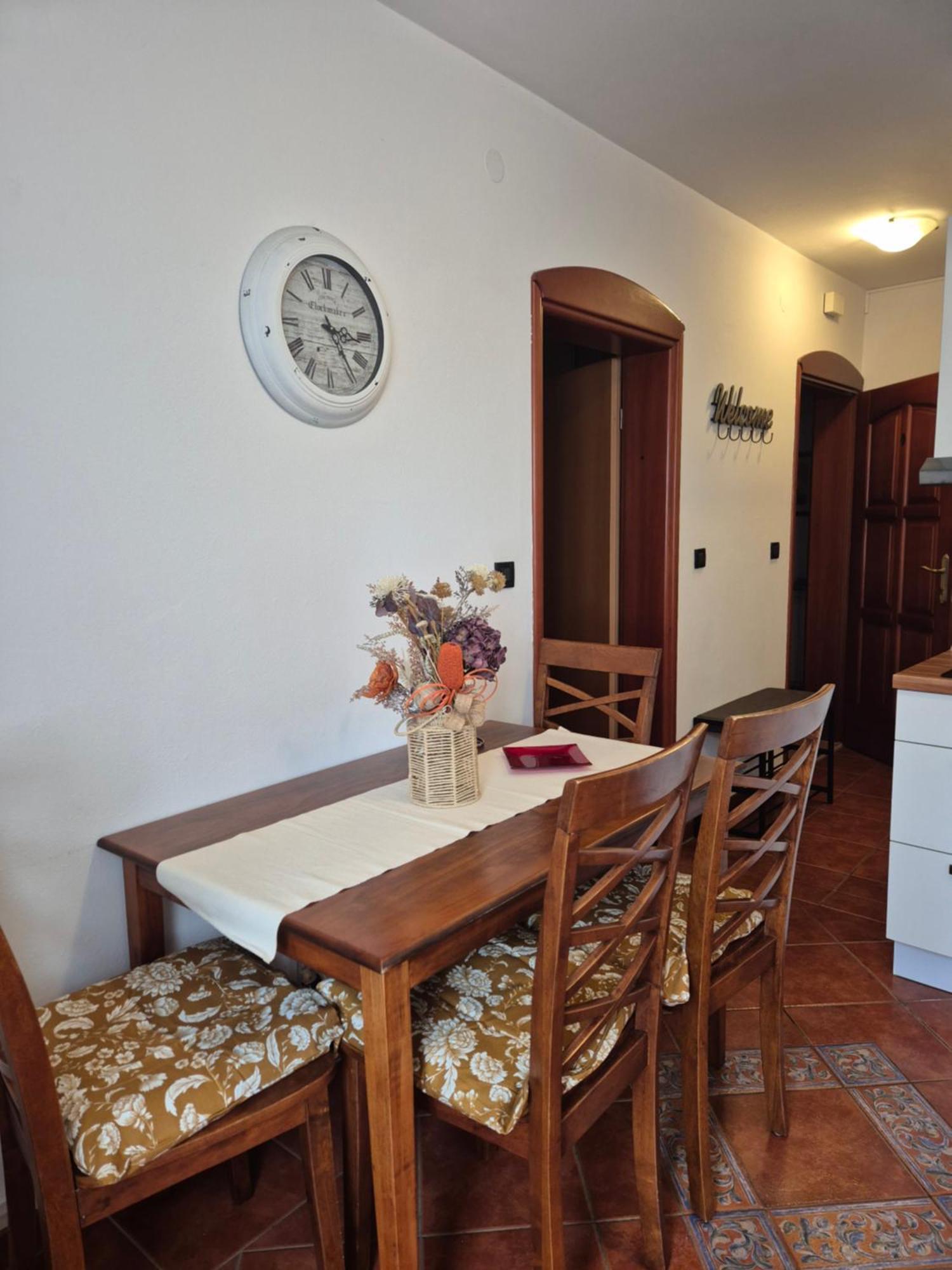 Apartments Antolovic 브르사르 외부 사진
